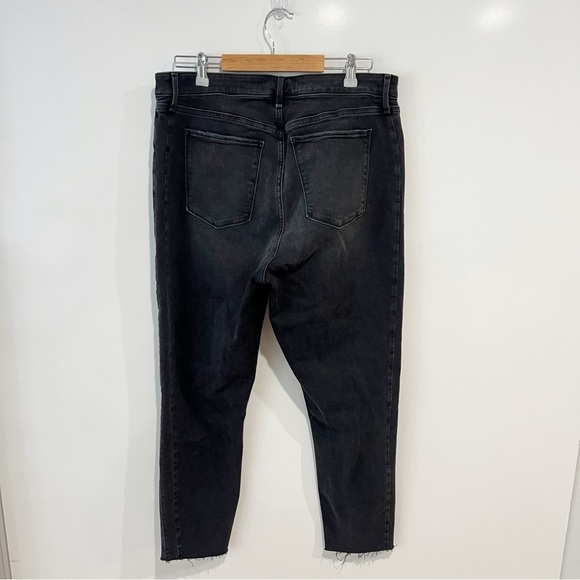 Abercrombie & Fitch Curve Love Super High Rise Skinny Ankle Jean - Picture 3 of 6